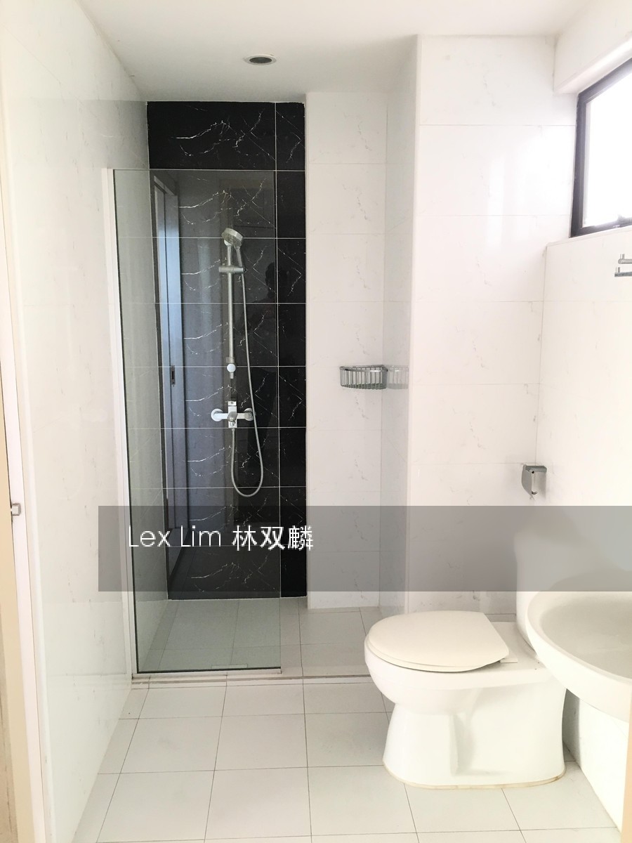 Bayshore Park (D16), Condominium #132429402